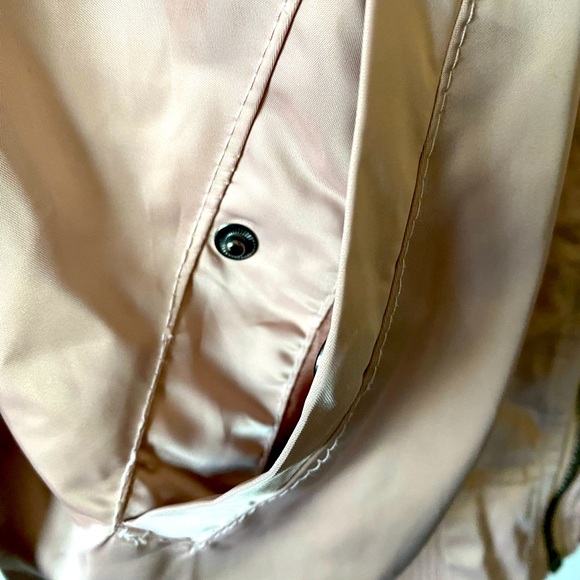 MEMBERS‎ ONLY LIGHT PINK SATIN JACKET - Picture 5 of 13